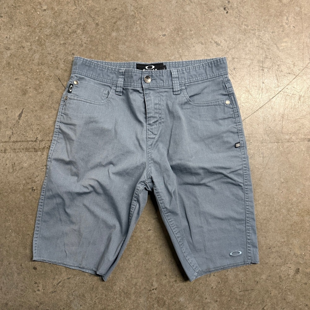 Oakley Mens Slim Fit Chino Shorts Gray Blue Size 31 Cut Off Casual Lifestyle